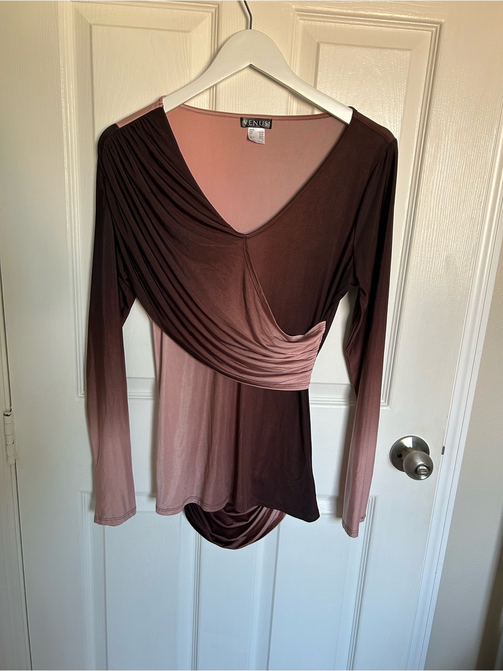 VENUS Ombre Draped V-Neck Long-Sleeve Top in Mauve and Brown